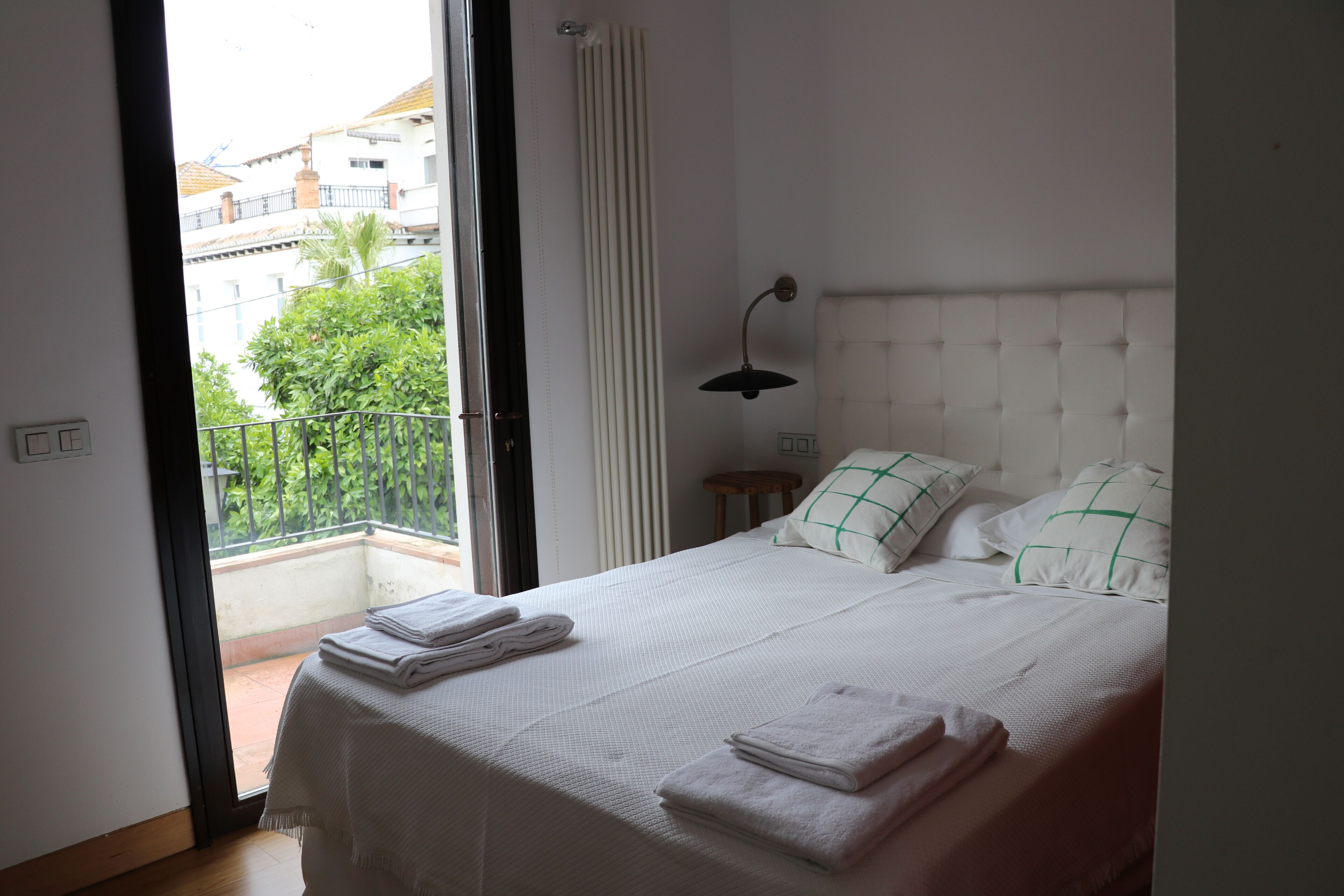 4 slaapkamers, een strijkplank/strijkijzer, wifi, beddengoed