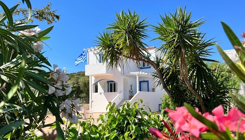 ☀️Villa Iannis ❤️ Almyrida - Only 350m From the Sea☀️Rent a car is not necessary.