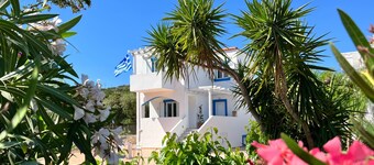 ☀️Villa Iannis ❤️ Almyrida-350m from Sea⛱️ Car not necessary❗️Free Samaria Gorge