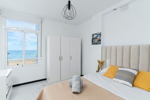 2 chambres, fer et planche Ă repasser, Wi-Fi, draps fournis