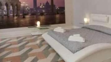 5 Schlafzimmer, Zimmersafe, Schreibtisch, Bügeleisen/Bügelbrett