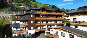 LyxlÀgenhet Iglsberg i Saalbach för Ätta personer.