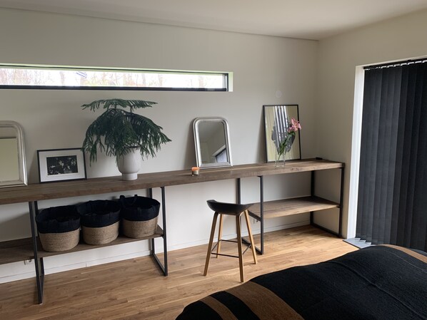 Desk, iron/ironing board, travel cot, free WiFi