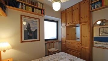 1 Schlafzimmer, Reisekinderbett, WLAN, Bettwäsche