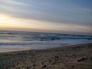 Una spiaggia nelle vicinanze