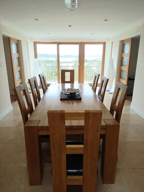 Dining - Stunning Coastal House near Oban by the sea with Island views spacious 4 bedroom (Craobh Haven, By Oban)