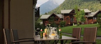  Homely ground floor 2 bedroom apartment with stunning views 