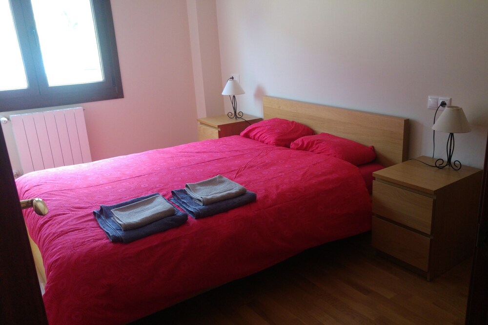 Nice apartment at the foot of the Picos de Europa, surrounded by nature trails.