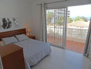 2 habitaciones y caja de seguridad en la habitación 