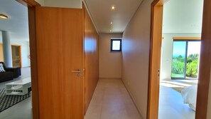 4 bedrooms, iron/ironing board, travel cot, free WiFi