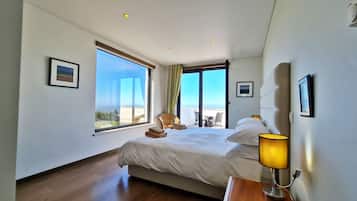 4 makuuhuonetta, silitysrauta/-lauta, vauvan matkasänky, ilmainen Wi-Fi