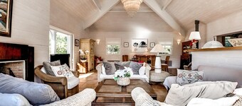 Sjarmerende villa med oppvarmet basseng og havbasseng mellom Cap Ferret