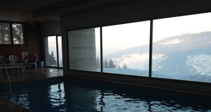 Delightful 2 bed Inspiring Matterhorn Views.