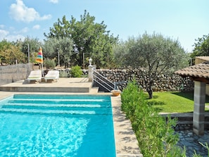 Piscine extérieure