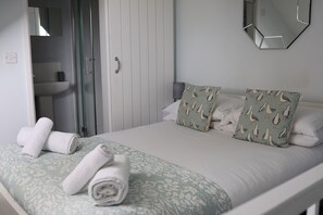 2 sovrum, strykjärn/strykbräda, wi-fi och sängkläder