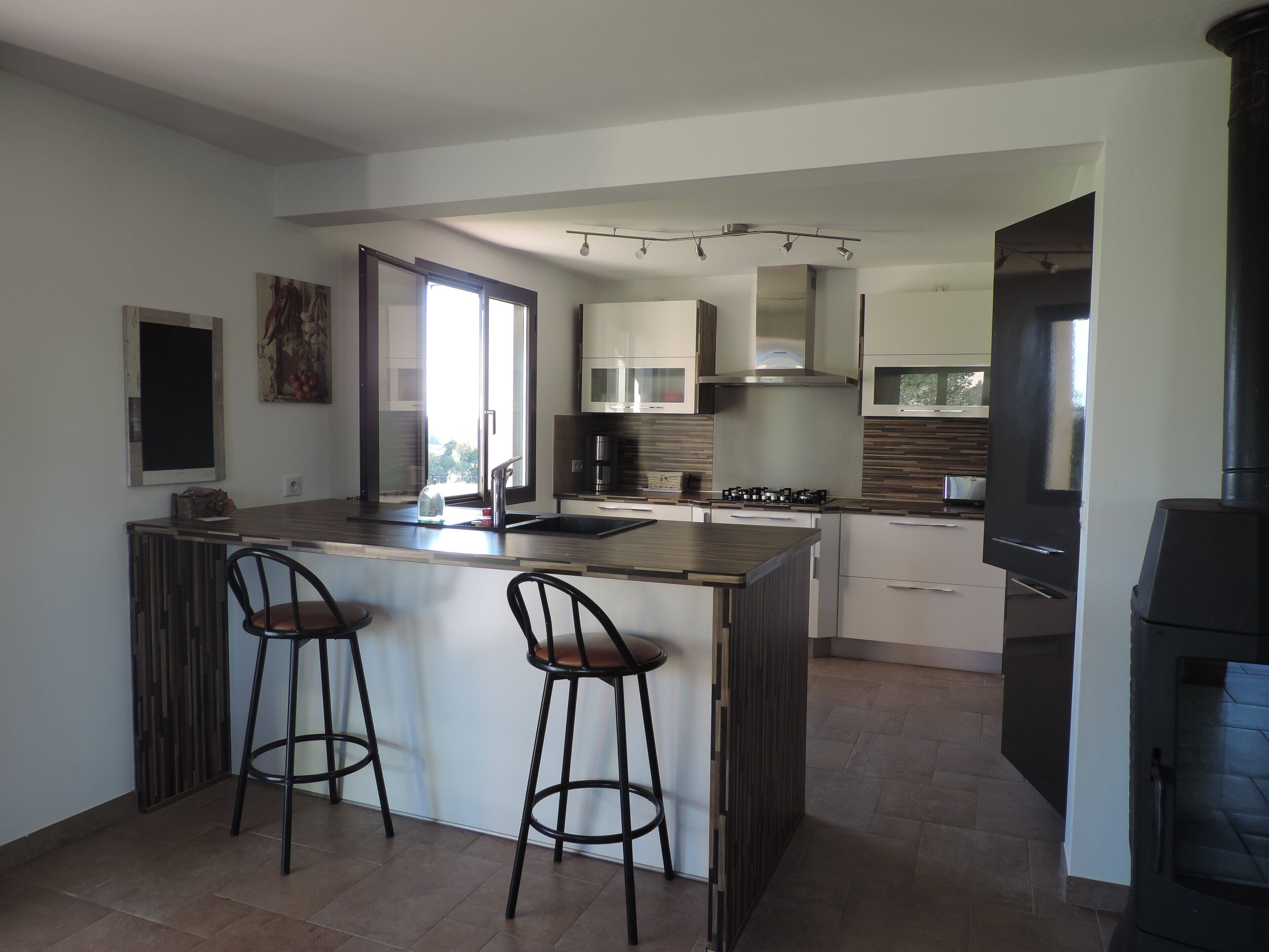 Maison avec jardin à la campagne