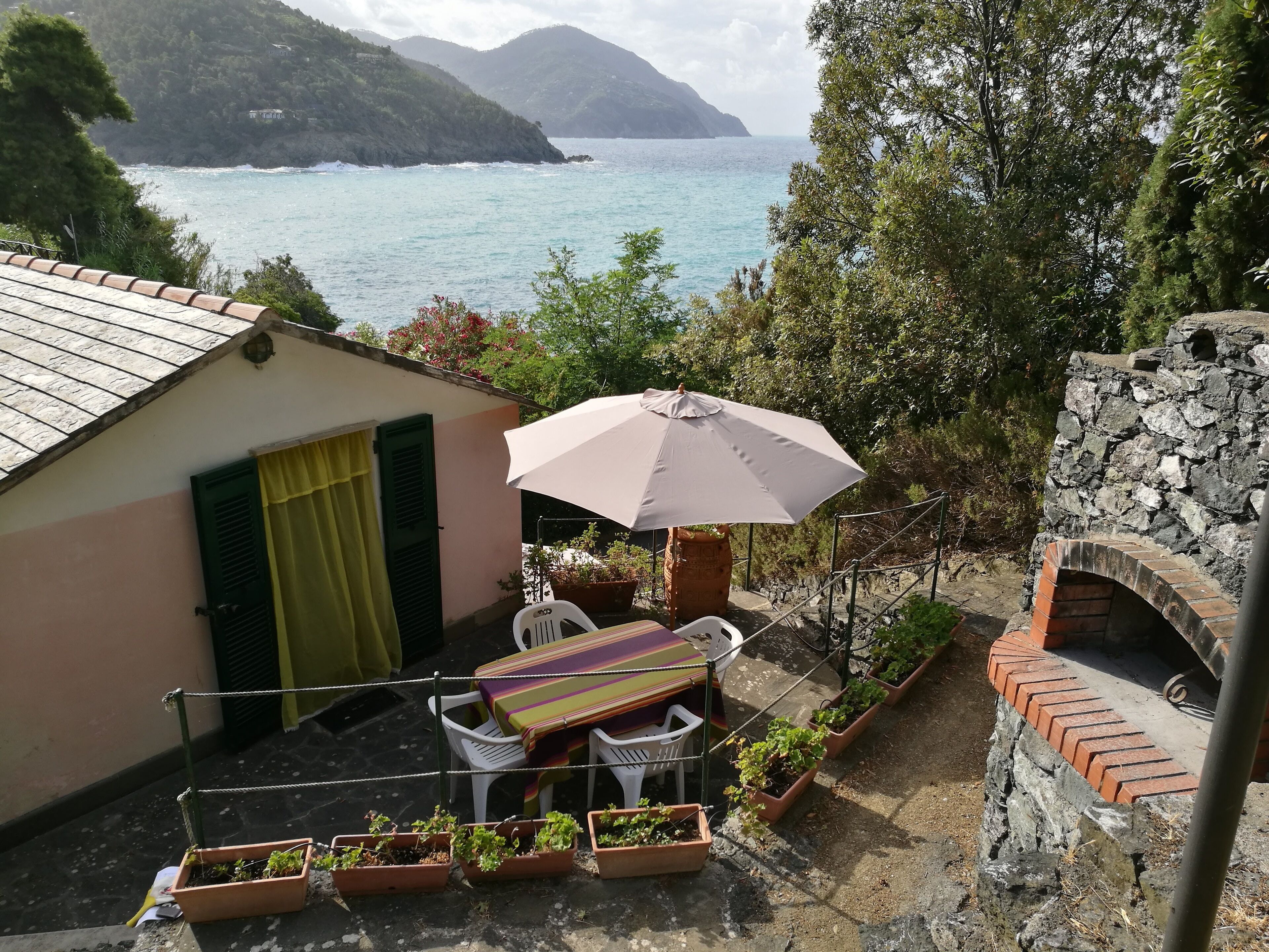 تناول الطعام بالخارج