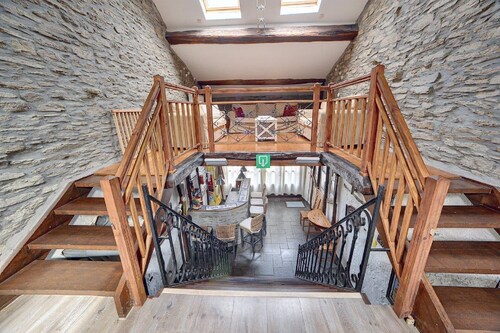 Vacation home for up to 21 people by the river Semois in the Belgian Ardennes