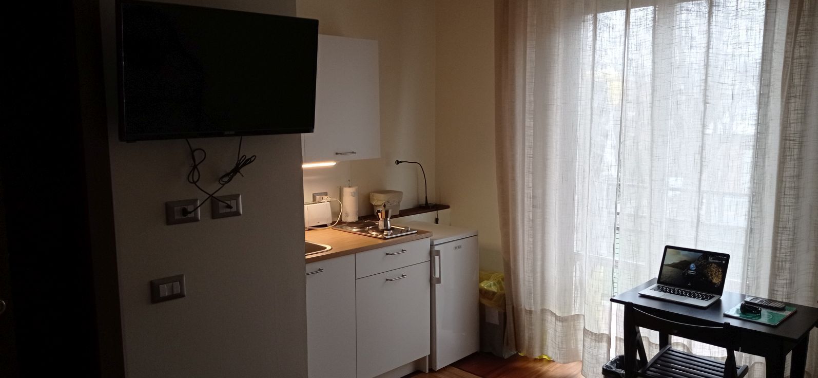 Residential area near the center. Parking. Residential area near city center