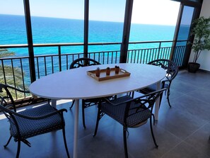 Dining - Aparment, very first line of sea Coveta Fuma with stunning sea views (el campello)