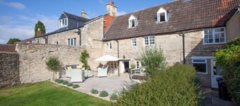Charming Country House Nr Bath (WC)