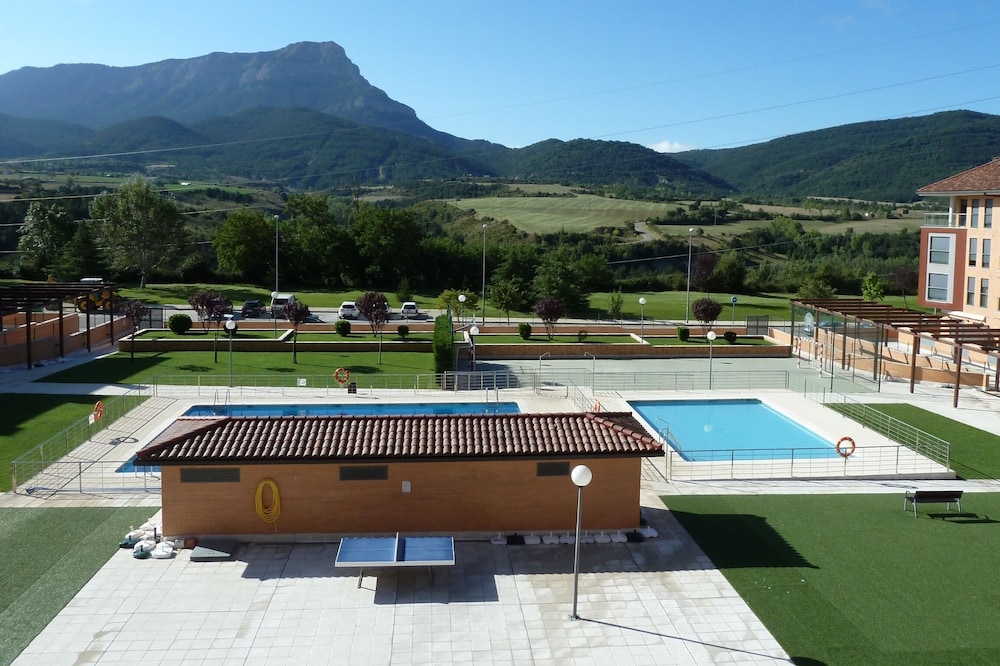 Modern and charming apartment in Jaca