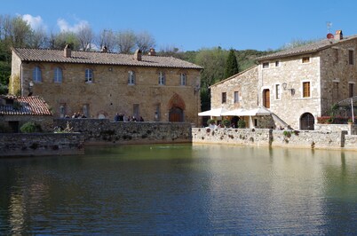 House in Val d'Orcia perfect for relaxation CIN IT052024C2APXZK7PD 