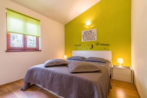 4 chambres, fer et planche Ă repasser, accĂšs au Wi-Fi (inclus)