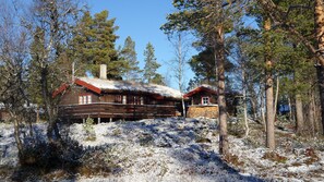 Exterior - Mountain hut, 20 km north of Oppdal, near Trollheimen. (Rennebu)