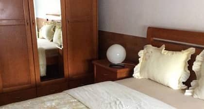 Charneca Guest House