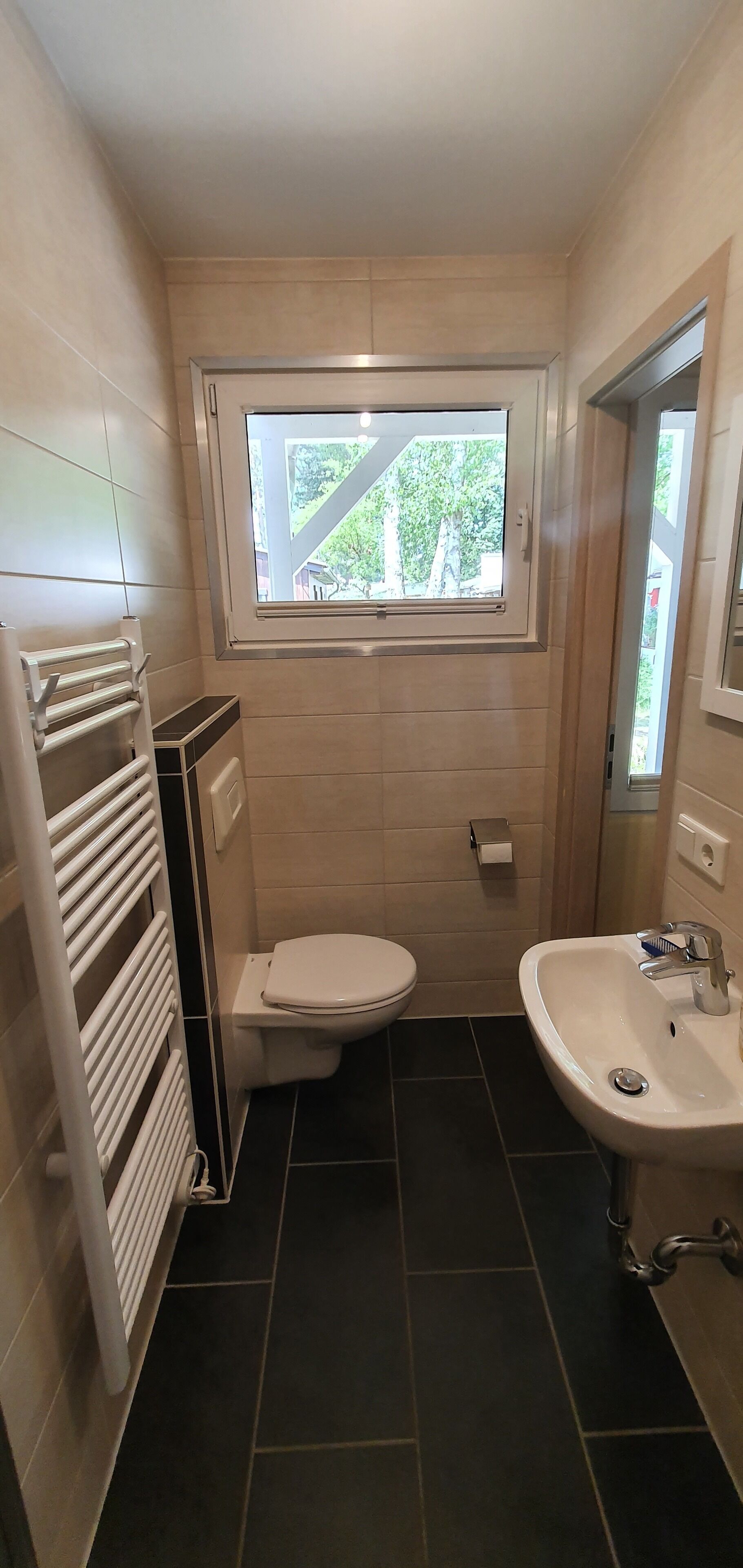 Dusche, Seife, Toilettenpapier