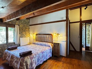 3 bedrooms, Internet, bed sheets