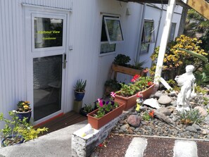 Single Room, 1 Single Bed, Shared Bathroom, Garden View (# 4) | Terrace/patio