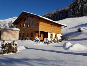 Exterior - Maisäß-Ferienhaus Neuberg Alm - Vacation in the Montafon mountains with sauna (St Gallenkirch Vorarlberg)
