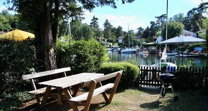 Port Ripaille: Your house right on the lake / the best of mountains and sea!