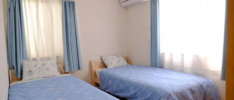 4 bedrooms, individually decorated, individually furnished, desk