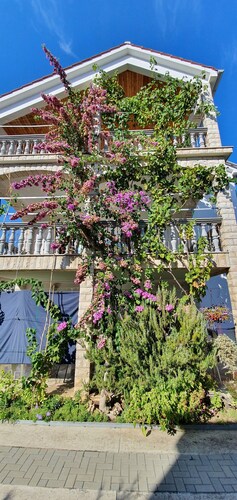 nette, ruhige, und preiswerter Familienapartment mit Nähe zu Sandstrand