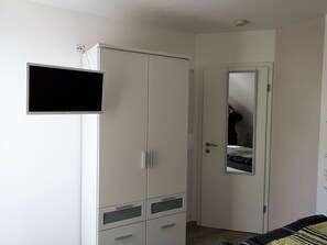 1 sovrum, skrivbord, gratis wi-fi och sängkläder