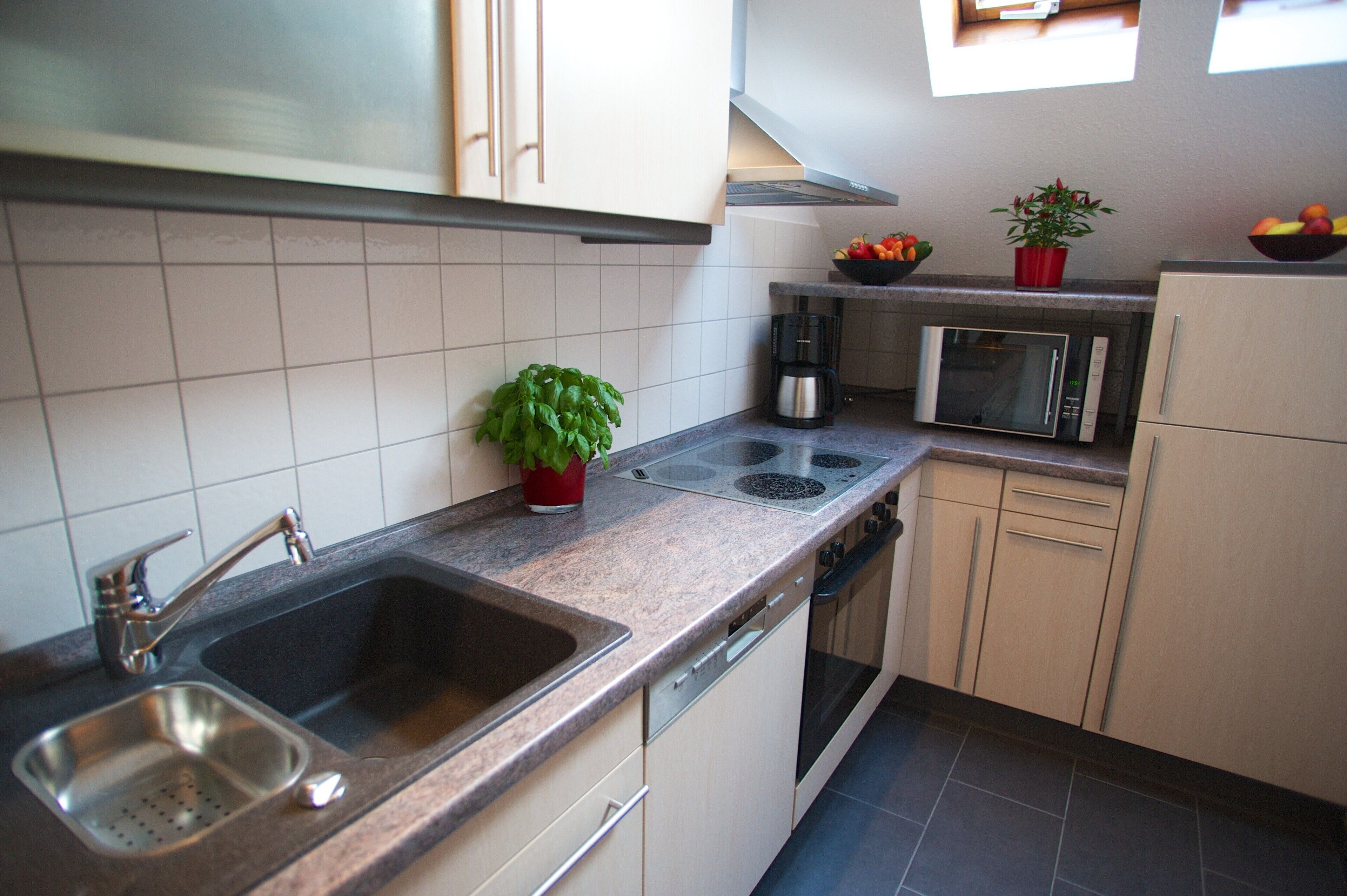 Super nice, 2 room. Apartment. 10 km to Ludwigsburg, 20 km to Stuttgart