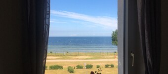 Ostseeblick aus allen Fenstern, 50m zum Strand