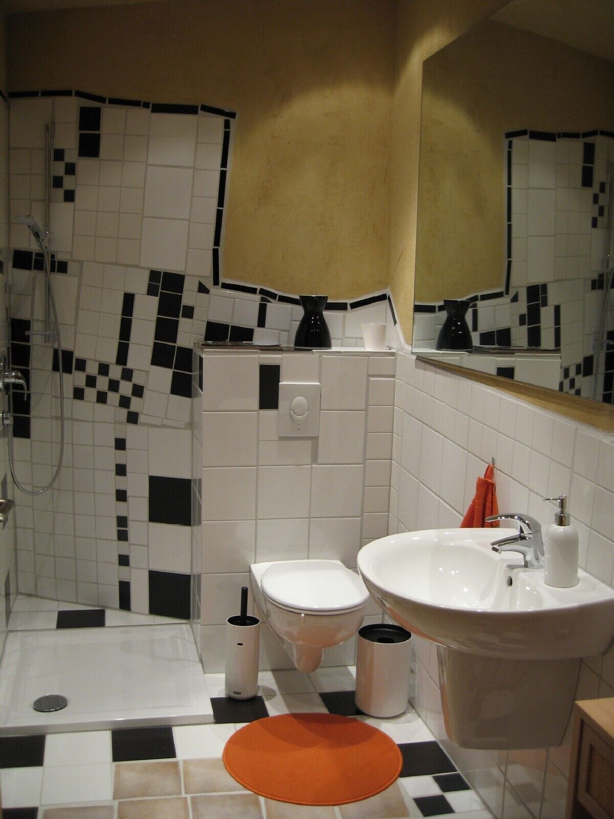 100 m² apartment + GZ near Wismar-comfortably furnished, by the sea, quiet location<br>