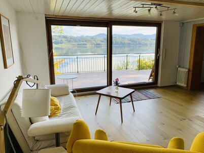 Fantastic chalet on Lake Simssee - lake and mountain views in Upper Bavaria