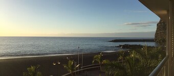 Appartement direct aan de zonsondergang strand