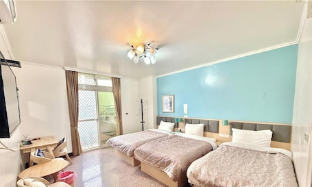 Standard Triple Room, 3 Single Beds. Kim That B&B