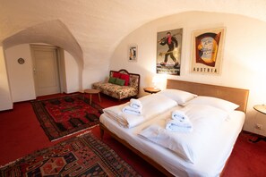 3 habitaciones, wifi gratis y ropa de cama 