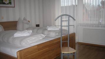 2 chambres, fer et planche Ă repasser, Wi-Fi gratuit, draps fournis