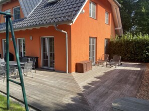 تناول الطعام بالخارج