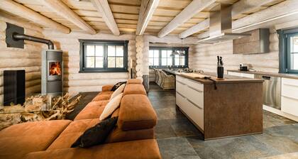 Luxury chalet at the end of the Virgen Valley embedded in a dream landscape