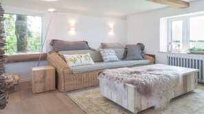 Télévision, livres, médiathèque