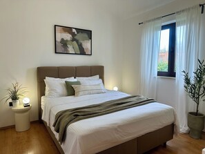 2 Schlafzimmer, Bügeleisen/Bügelbrett, Reisekinderbett, kostenloses WLAN